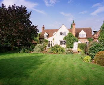 Old Luxters Farmhouse B&B