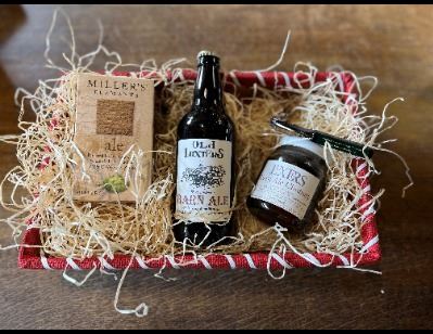 Hamper ~ Ale, Crackers & Chutney