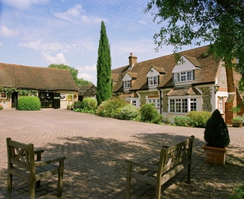 Old Luxters B&B Front of house